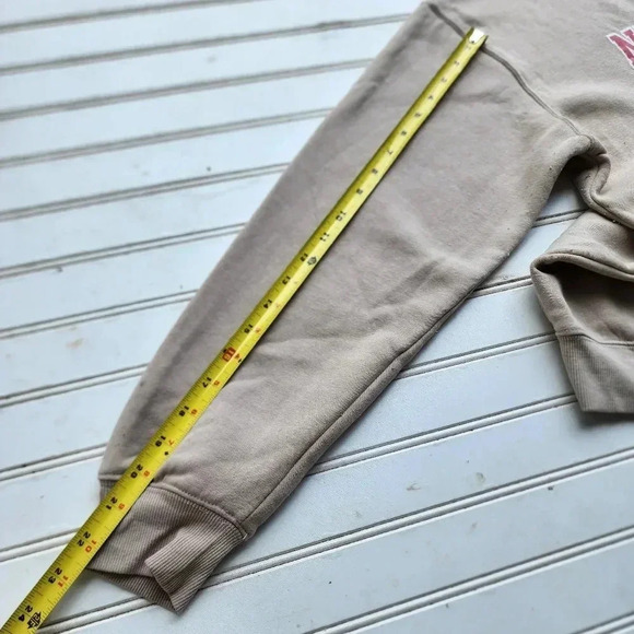 New York 1992 Sweatshirt Beige Red Unisex Yankee Colored Crewneck Sz M - Picture 2 of 10